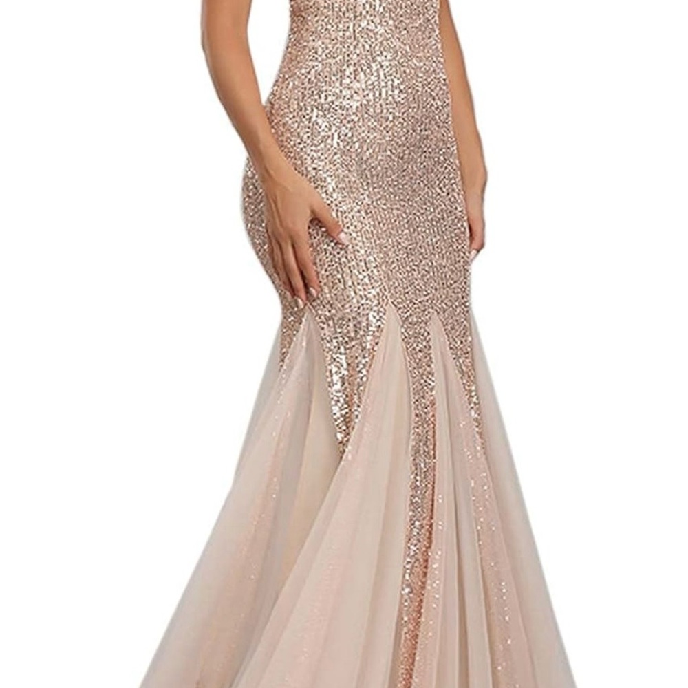 A ARFAR Stunning Gold and Cream Sequin Prom/Evening/Wedding/ Dress